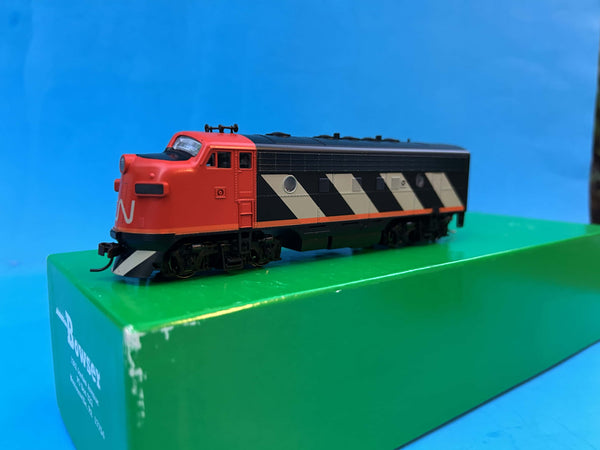 Bowser HO scale powered FP7 Diesel Unit Canadian National (CN)
