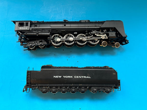HO scale train - Tenshodo New York Central 4-8-4 Niagara #6024 w/tender Pacific fast Mail