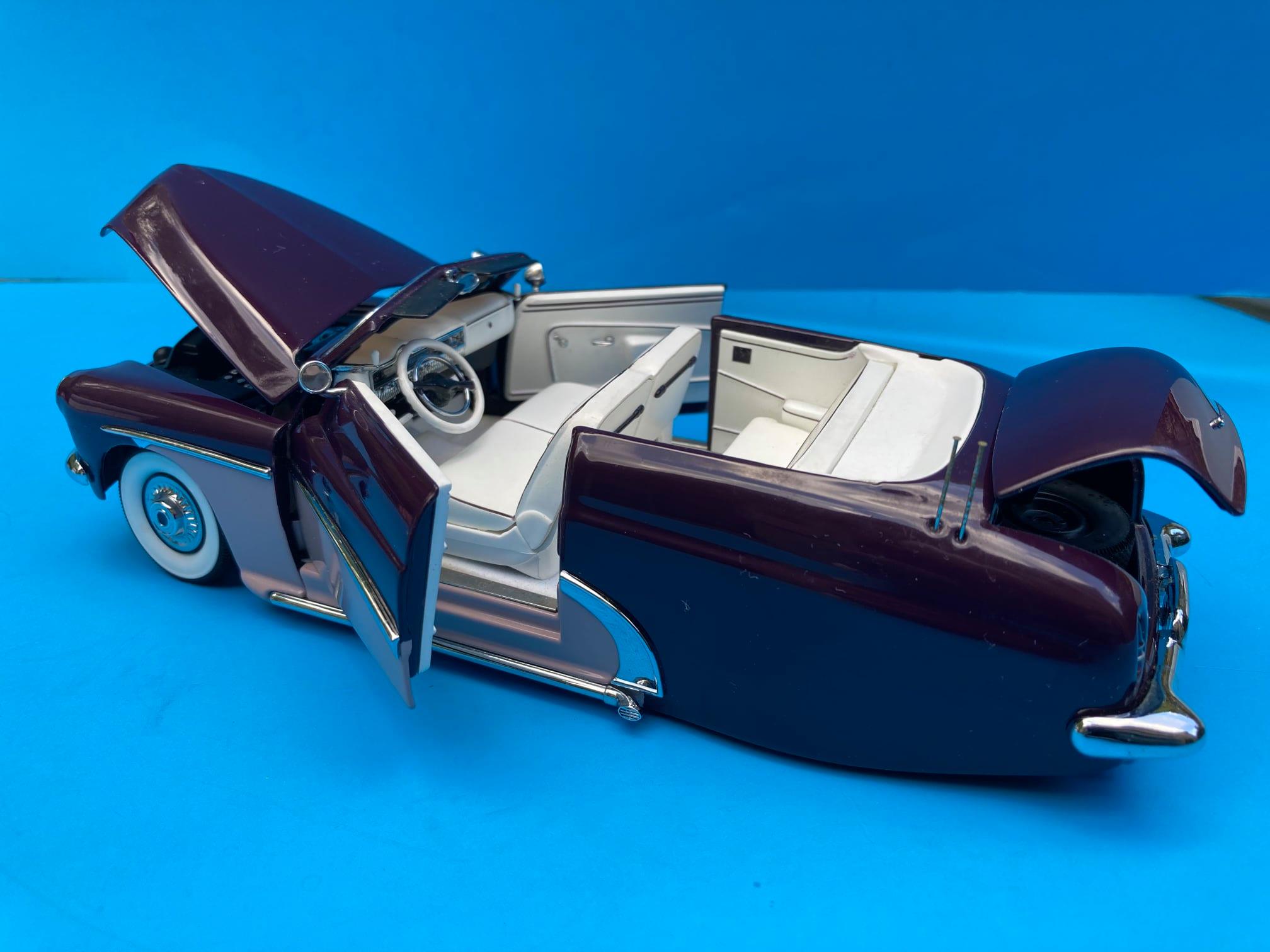 Diecast Model - Danbury Mint 1:24 Scale 1950 Mercury Custom
